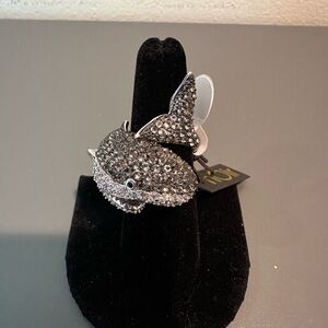 nOir Jewelry Black and Silver Shark Ring